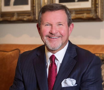 Dr. Ken Williams, Hair Transplant Bible Author, Shares Why He Uses the Xtrallux Laser Cap