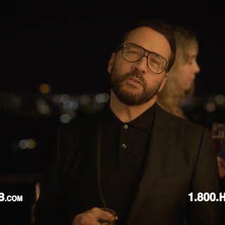 Xtrallux Premier Partner, HairClub®, Launches New Ad Campaign featuring Golden Globe® Award Winner, Jeremy Piven